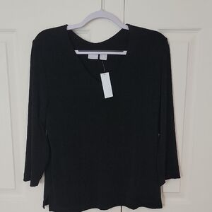 NWT's Chico's Travelers Classic Black 3/4 Long Sleeve Top V- Neck